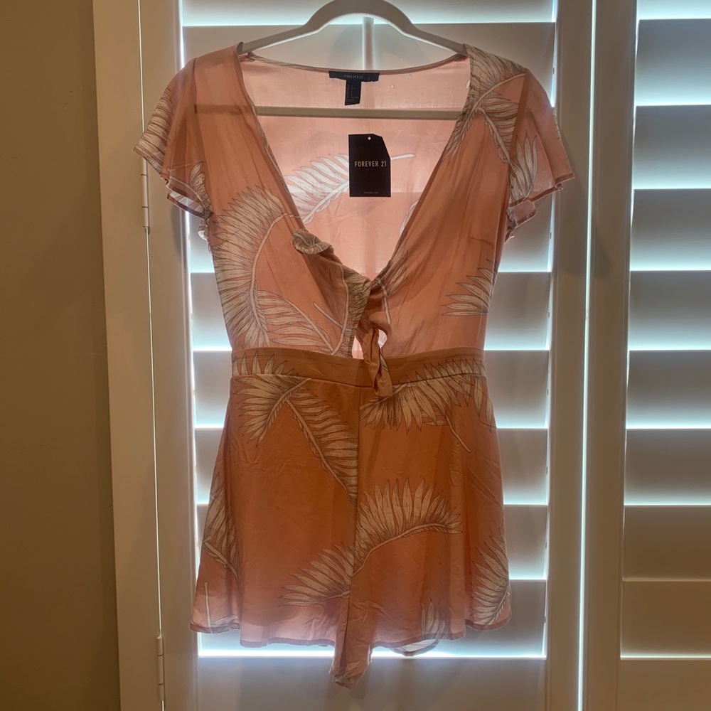 Tie front romper !